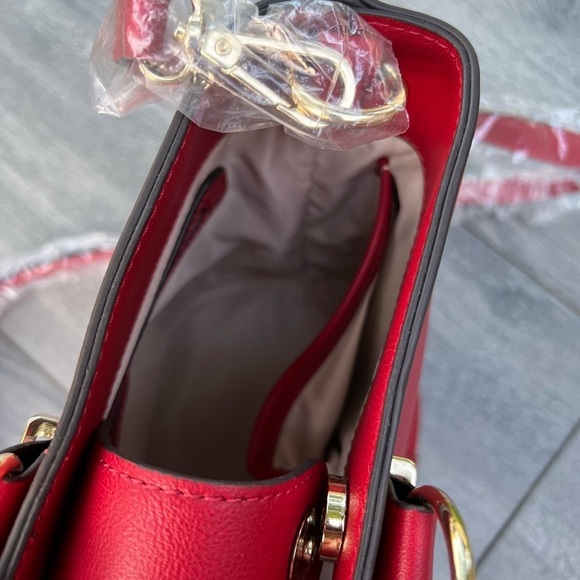 Inc international concepts red bucket bag crossbody bag - Picture 4 of 12